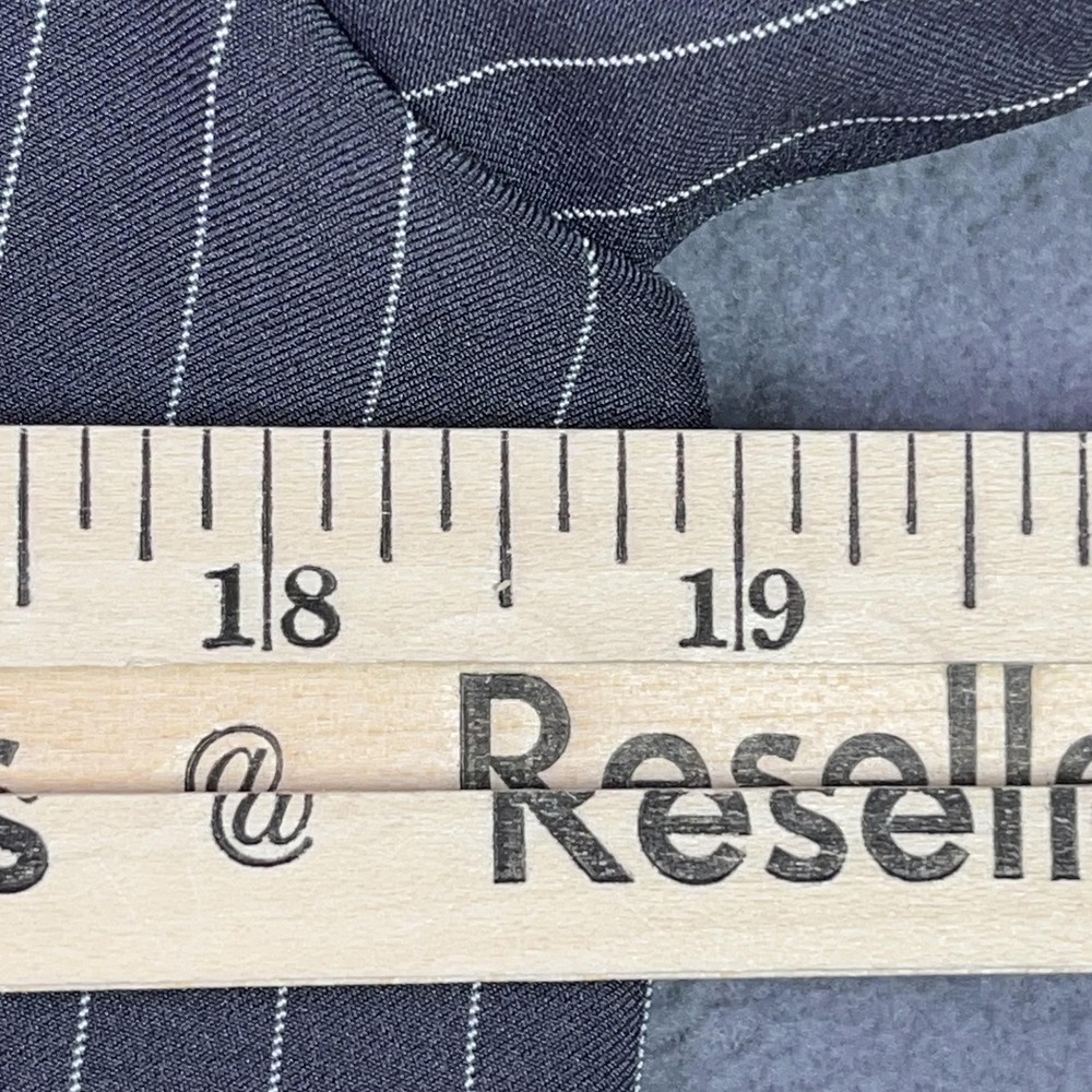 Banana Republic Factory Blazer Womens 8 Gray Pinstripe Sculpted Suit Jacket - Picture 6 of 9